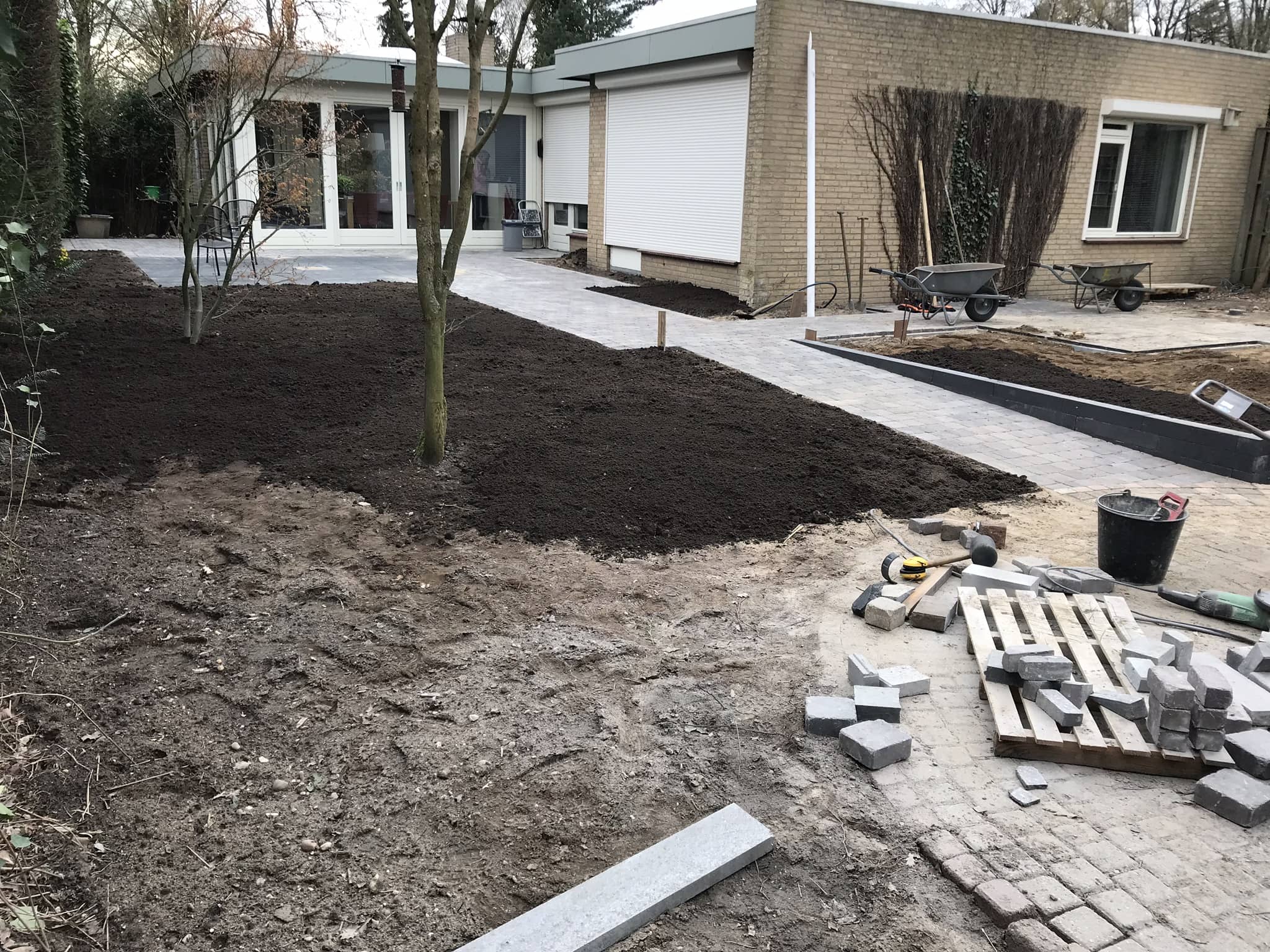 Work in progress, tuinrenovatie | All-In Hoveniers Gelderland